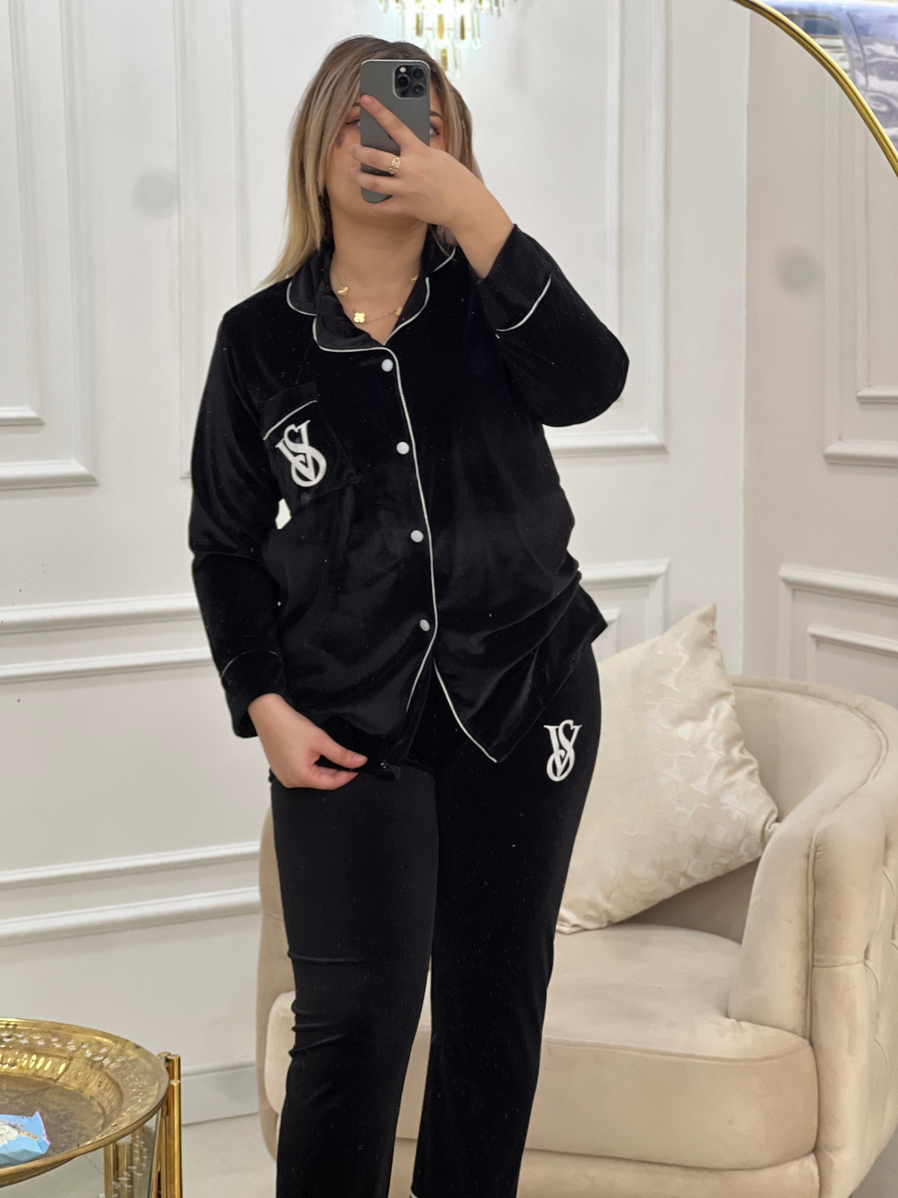 Pyjama VS - بيجامة